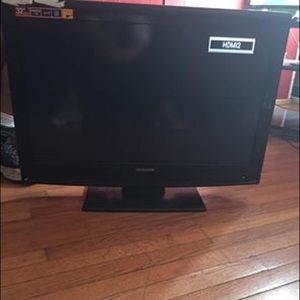 32’ flat screen
